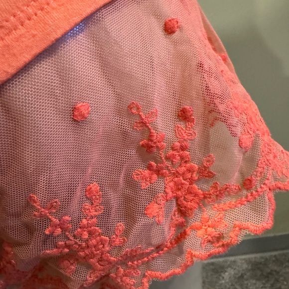 Silver Icing / coral silver icing tank top - Picture 3 of 6